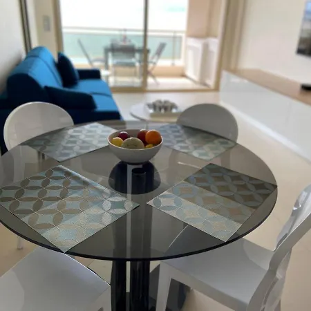 O Beatrice Croisette * カンヌ