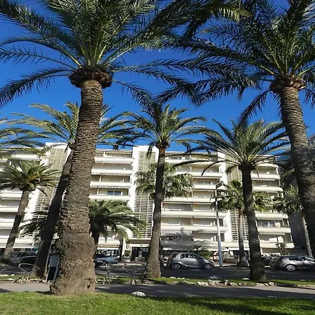 Daire O Beatrice Croisette Cannes